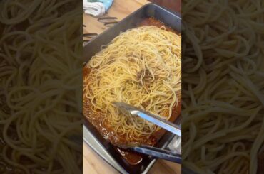 Homemade Spaghetti Sauce! EASY!!! Feeding my BIG family! #cooking #largefamilylife #homemade