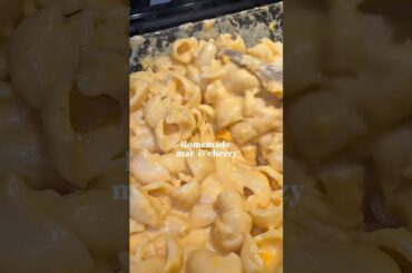 Mac & Cheese! 🧀 #cooking #macandcheese #recipe #easyrecipe #cookingshorts #cheese