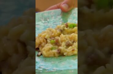 SMELL IS WOOFING AWAY ALL OVER VENICE | Gino's Italian Escape  #chef #food #recipe