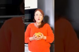 Easiest Tomato Spinach Pasta 🍽👀😋, @dr.vegann 🤍