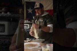 The best Pizzas on the Keveri H1  #keveri #cooking #food #keverih1#pizza #brisket #outdoorcooking