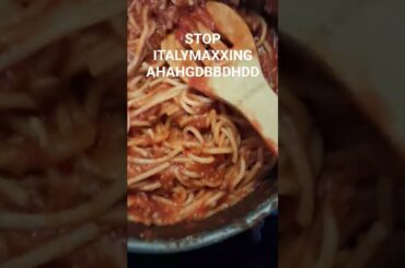 #Italy #food #firstpost HEY DUDES AND DUDETTES THIS IS MY FIRST TIME ON YOUTUBE