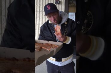 Pizza Is NOT Meant To Be Dipped In Dressing