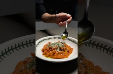 Making Pasta alla Vodka #pasta #vodka #cooking