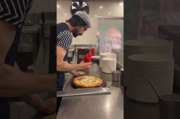 #pizzajohns #itspizzatime #bbqpizza #pizzarecipes #pizzalover #pizzatime #pizzatoppings #food