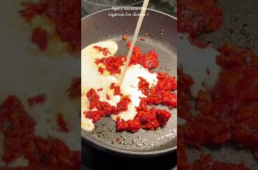 Spicy mozzarella rigatoni🍝 #creatorsearchinsights #rigatoni #pasta  #short #shorts #Randyfood