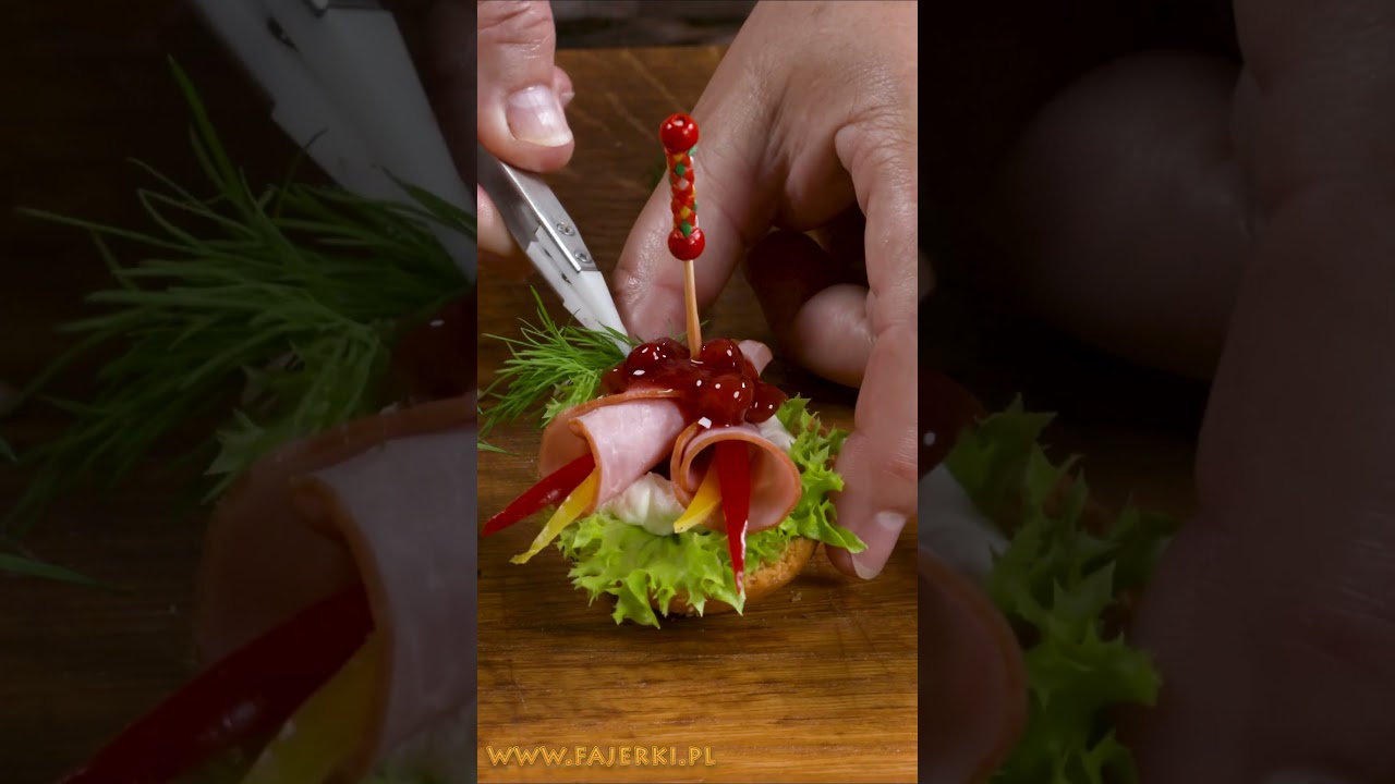 Crispbread with garlic parsley – a delicious sandwich #snack #food #recipeoftheday #appetizer Crispbread with garlic parsley - a delicious sandwich #snack #food #recipeoftheday #appetizer