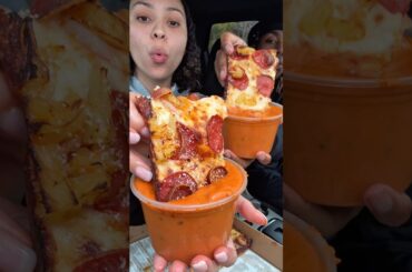 Who else tried BUTTER CHICKEN & PIZZA because @Jas&Kam tried it? 👋🏼 #butterchicken #pizza #review