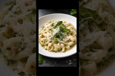 agilio e olio authentic Italian pasta ✌️ simple and satisfying recipe ever.#food #reels #trending