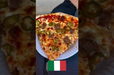 Real Italian Pizza 🇮🇹🔥 #pizza #food #shorts #youtubeshorts #asmr