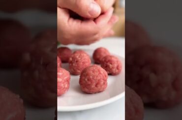 🍲 Tuscan White Bean Soup with Meatballs Recipe—Hearty Italian #food #dinnerideas #Shorts