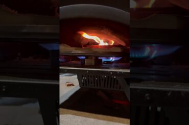 Top cooked. Bottom crisp. Every time. 🍕 ⁠Bertello SimulFIRE 16" Rotating Outdoor Pizza Oven