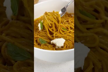 Roasted tomatoes pasta 🍝🍅🫶🏻 #pasta #foryou #italianfood #shorts #cooking