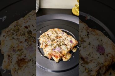 Easy and quick pizza recipe #shorts #easy #pizza #recipe #yummy