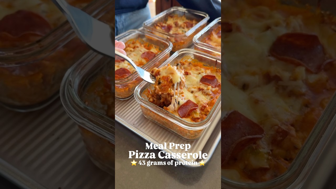 High-Protein Meal Prep Pizza Casserole (43 grams of protein) #shorts #recipes #mealprep High-Protein Meal Prep Pizza Casserole (43 grams of protein) #shorts #recipes #mealprep