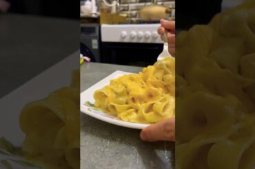 Cook with me- no trendy sounds❤️.   #cooking #fettuccine #alfredo