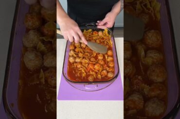 How to Make an Easy Bowtie Meatball Bake
