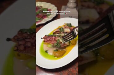 PSA: there’s a brand new coastal-Italian restaurant in La Jolla 🌊🍝