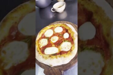 ''margarita 😋pizza the real authentic vibe #youtubeshorts #food #chef #italy #explore