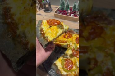 Black PIZZA?🍕 No problem! 🍕 #pizza #pizzalover #italy #pizzatime #pizzachallenge #food