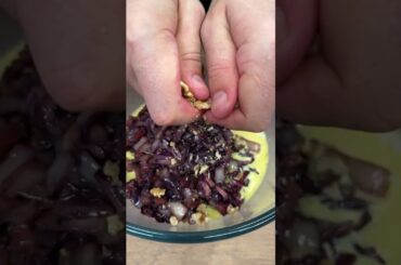 Savory Radicchio and Gorgonzola Tart 🧀💜