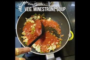 Italian Minestrone Soup 😍 | Healthy Veg Soup Recipe in 5 Minutes | Winter Special #beingpriyanka