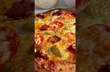 ##pestorecipe  #sourdoughpizza #pizzapizza #londonontario 🔥 🍕