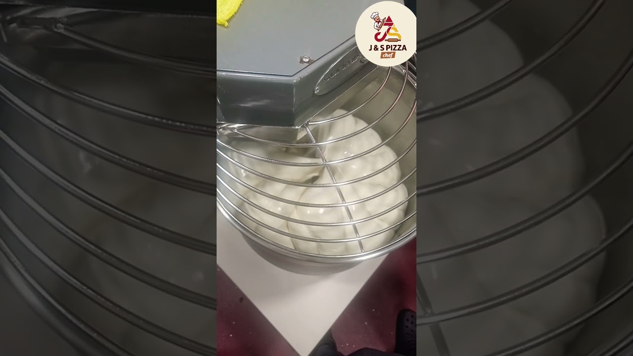 how to make fresh pizza dough italian style recipe in description #pizzadough #vegan how to make fresh pizza dough italian style recipe in description #pizzadough #vegan