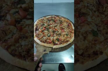 🍕MEAT LOVER PIZZA 🍕#shorts #viral #video #fyp #italy #food #italy #@Haratikitchen-j3y