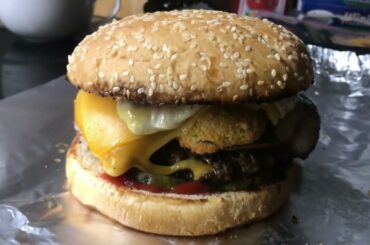 Burgermania, Czech Republic is crazy, we EAT at home for $10 or a Restaurant for $70? NO NEJ VOLE