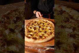 Chicken Caesar PIZZA 😍 (Home Pizza Series Ep 3) #shorts