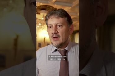 Winter Olympic athletes can't resist Italian pizza | REUTERS