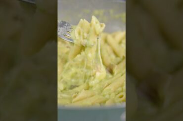 Questa pasta cremosa ti fa chiudere gli occhi al primo boccone 🤤 #ricette #cucinafacile #recipe