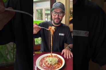 Resturaunt serves Italian and Persian food!  #persian #italian #foodshorts #foodie