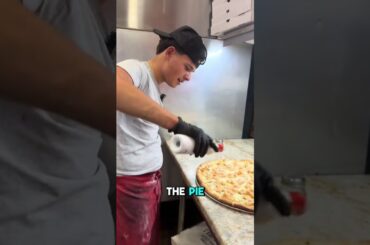 Shrimp Scampi on a Pizza?! Jules NYC is ELITE 🍤🍕 #shortsThe Most Sophisticated Slice in New York 🗽🧄🍤