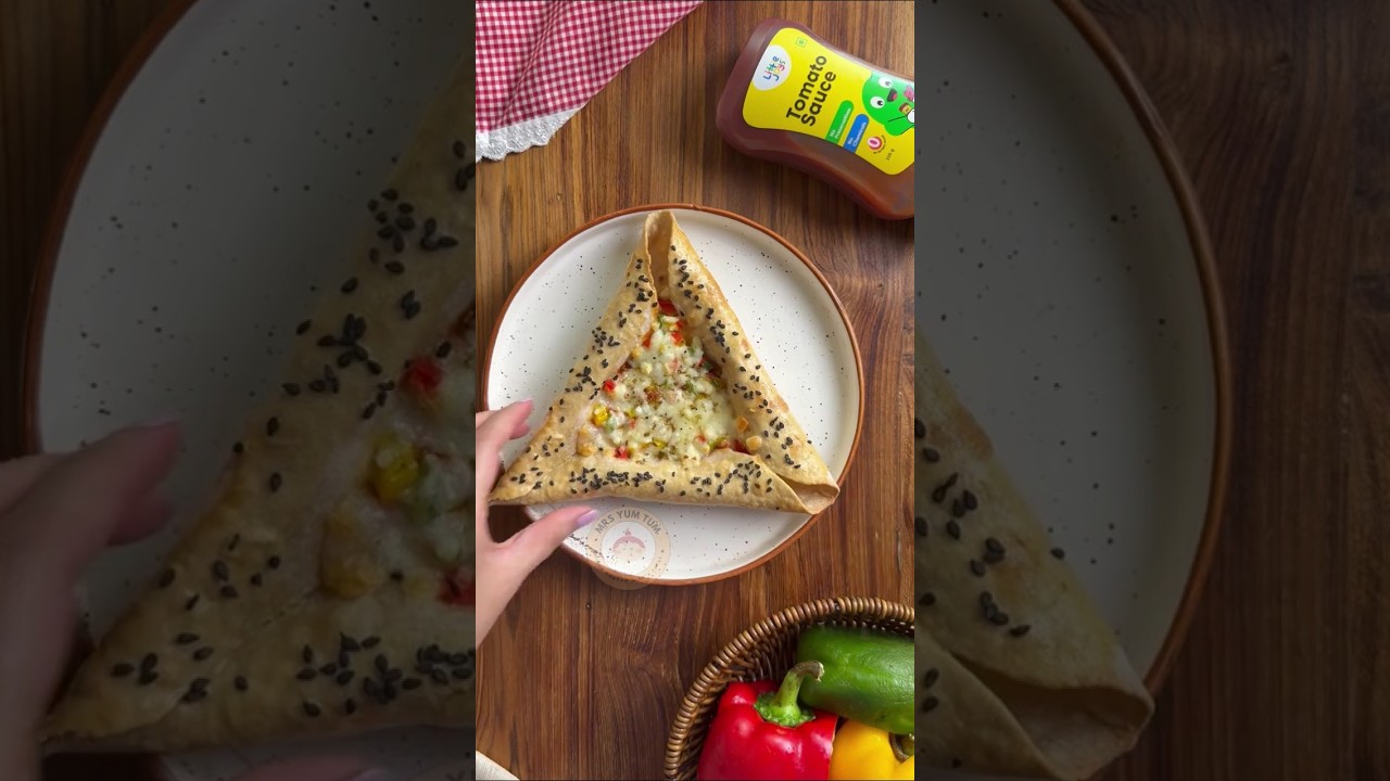 Viral Pizza Recipe 🍕 #pizza #rotipizza #viralvideo Viral Pizza Recipe 🍕 #pizza #rotipizza #viralvideo