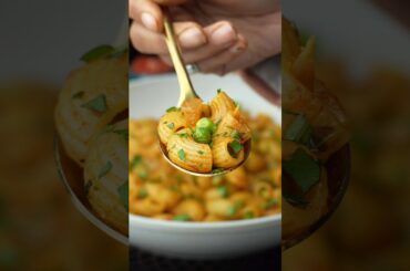 Spicy Garlic Pasta 😋 | Desi Masala Pasta in 10 Minutes #shorts