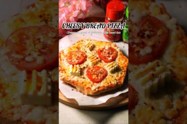 VIRAL CHEESY BREAD PIZZA 🍕🔥🫠 #shorts #youtubeshorts #recipe #food #pizza