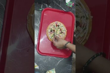 all mix pizza in restaurant style