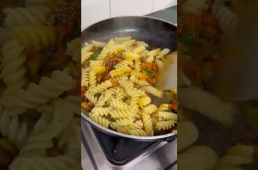 Spicy vegetable Pasta 🍝 🥵 #shorts #pasta #recipe #cooking #youtubeshorts #shortsfeed