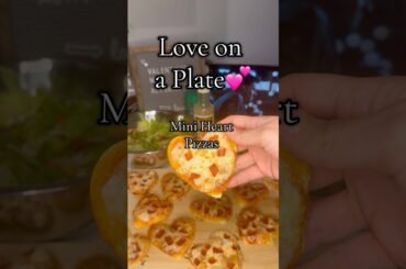Mini Heart Pizzas #arrietaskitchen #valentines #recipes
