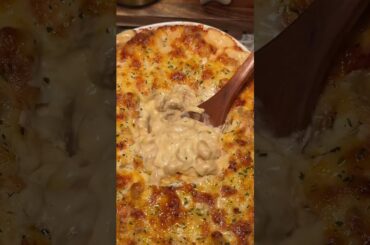 who want pizza?! 😋🍕 #pizza #food #italy #recipe #recipes #foodie