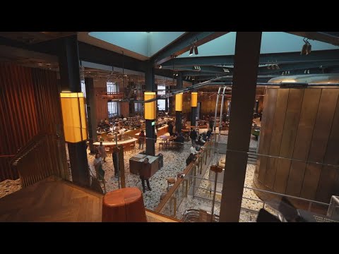 Milan Starbucks considered one of the world’s best Milan Starbucks considered one of the world's best