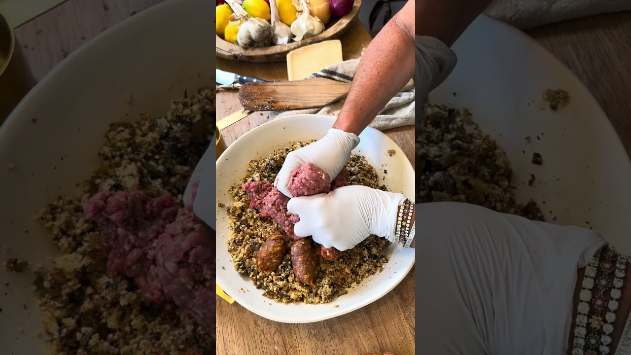 These Meatballs explode in your mouth #spaghetti #meatballs #pasta #recipe #cooking These Meatballs explode in your mouth #spaghetti #meatballs #pasta #recipe #cooking