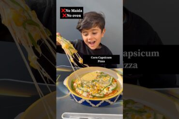 Bete ke liye ghar par hi bana diya bina maida or bina oven frypan me healthy sooji pizza 🍕 #shorts