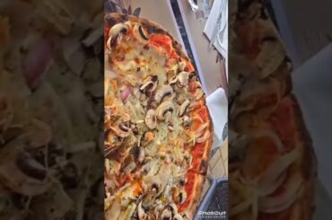 Italian Pizza In Krattigen Ristorante🤤👌#shorts #food #reels #tiktok #recipe #pizza#krattigen#italian