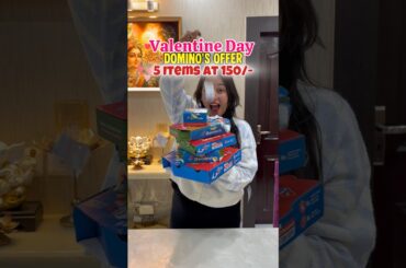 Dominos ke 5 items vo bhi bas ₹150/- mein😍 #valentinesday #domino #dominoscoupons #pizza #ytshorts