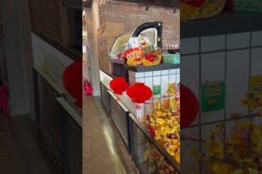 Sau một tuần lễ liên tiếp thưởng thức món Phở bò Vietnam Đức ông muốn dùng lại hương vị Âu Italy