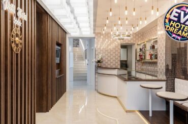 Petit Hotel | Prato, Italy | Hotel Review 🏨