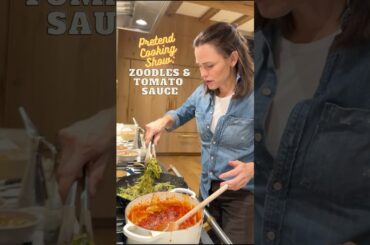 Pretend Cooking Show: Zoodles & Tomato Sauce